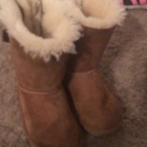 Girls ugg boots